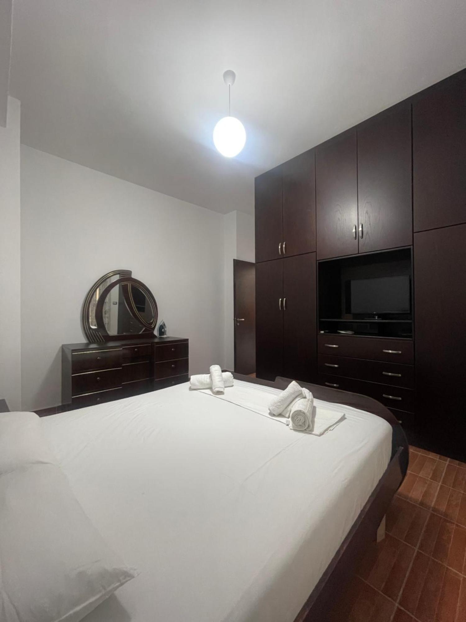 Vista Mozzafiato Appartement Sarandë Buitenkant foto