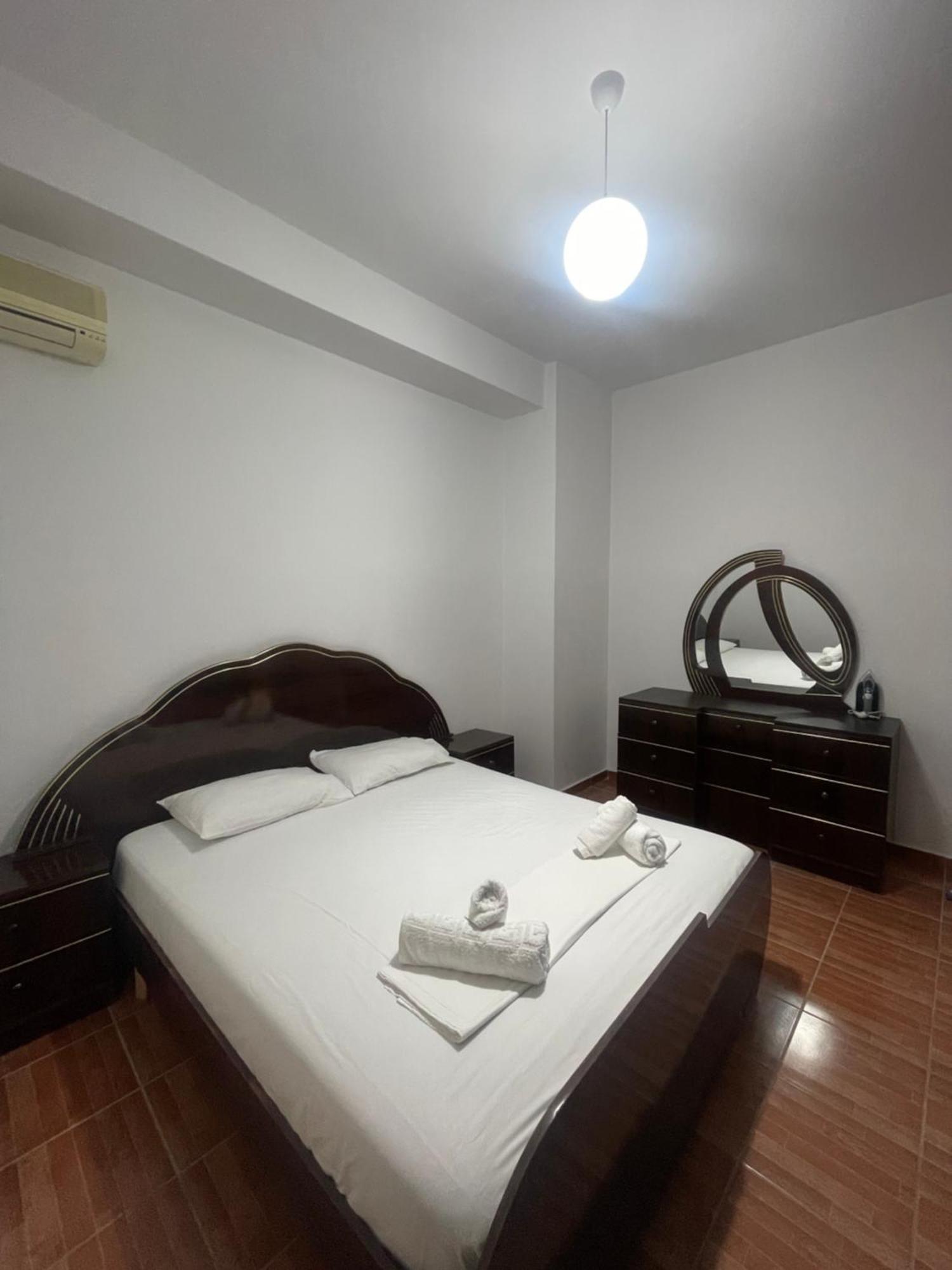 Vista Mozzafiato Appartement Sarandë Buitenkant foto