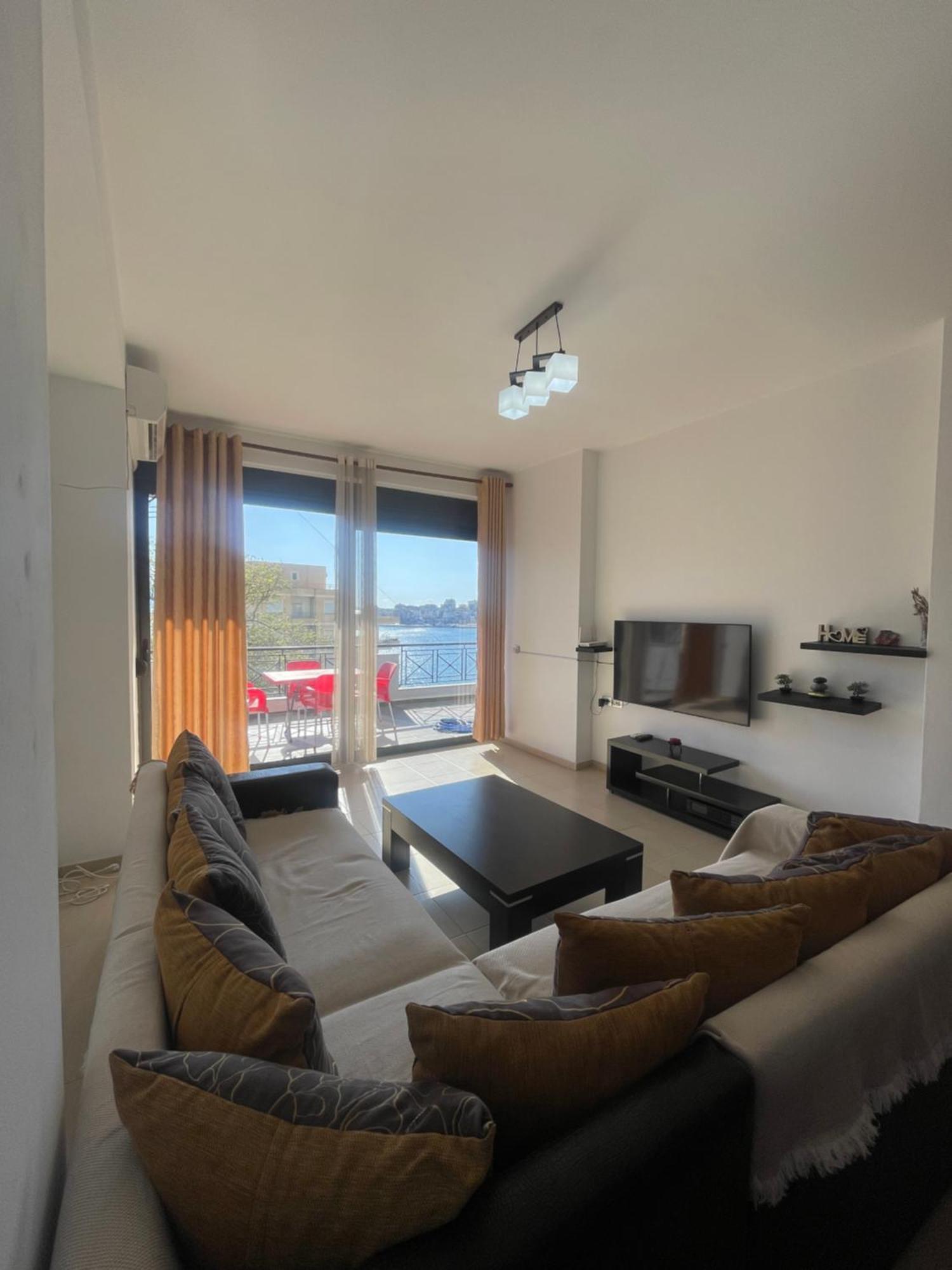 Vista Mozzafiato Appartement Sarandë Buitenkant foto